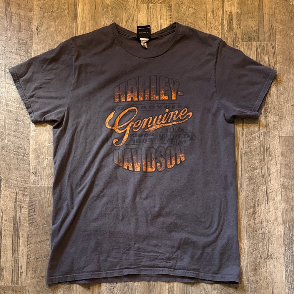Harley-Davidson - Men’s Clinton Twp, MI Charcoal and Orange Tee - Size L *